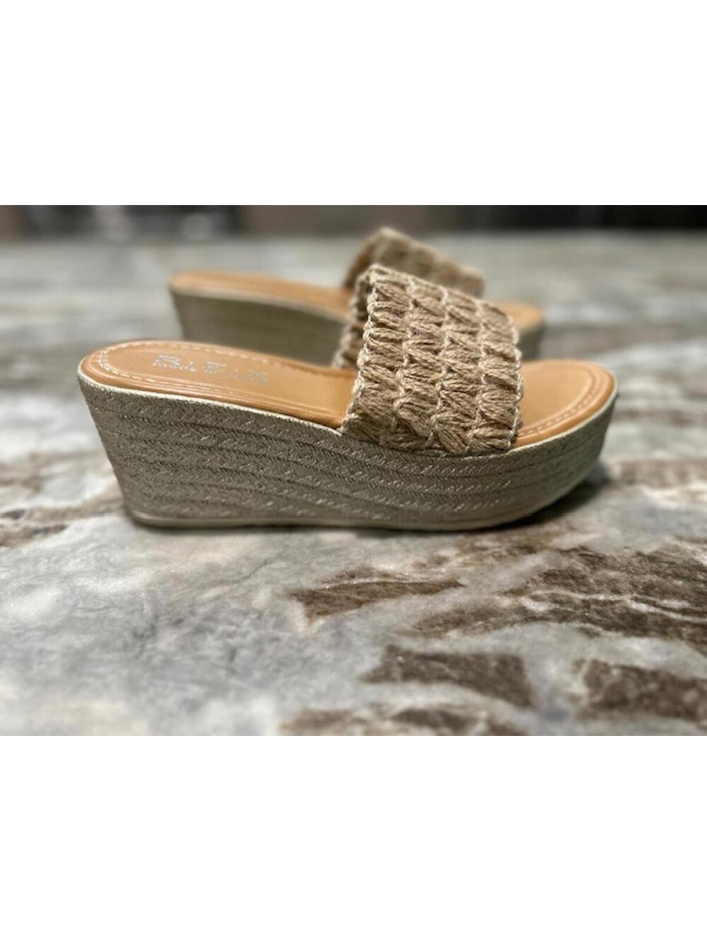RZK Metallic Espadrille‑Style Wedge Sandals – Size 40 (US 9–9.5) NWOT